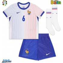 Frankrike Eduardo Camavinga #6 Bortedraktsett Barn EM 2024 Kortermet (+ Korte bukser)